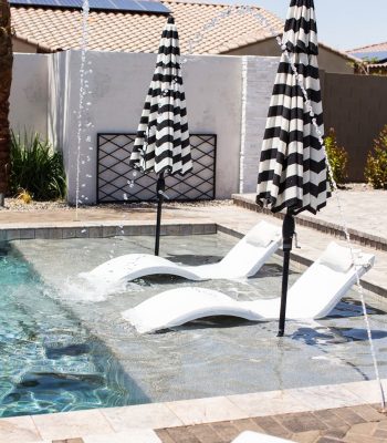 Lời Cảnh Báo Cho Nhà Sản Xuất Bàn Ghế Giả Mây